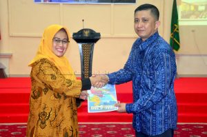 Read more about the article Pemaparan Hasil Penelitian Kuliah Kerja Dalam Negeri Pasis Dikreg Seskoal Angkatan Ke-55 di Kabupaten Natuna