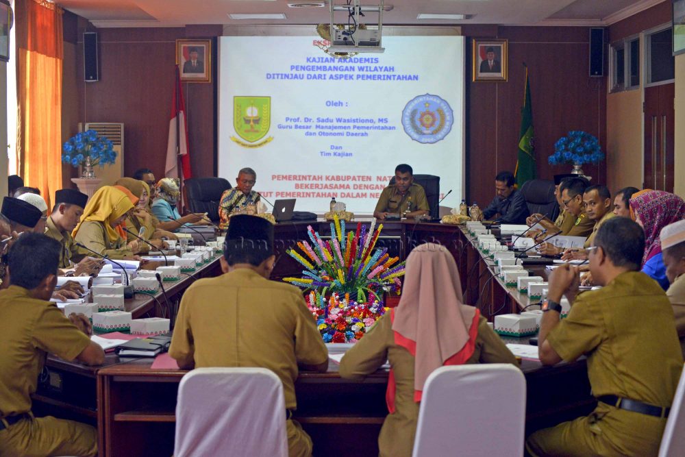 You are currently viewing Rapat Penyusunan Kajian Pengembangan Wilayah Kabupaten Natuna