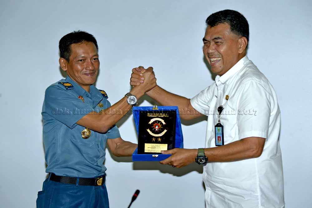 You are currently viewing Kegiatan Kuliah Kerja Forum Strategis II dan KKDN Pasis Dikreg Seskoal