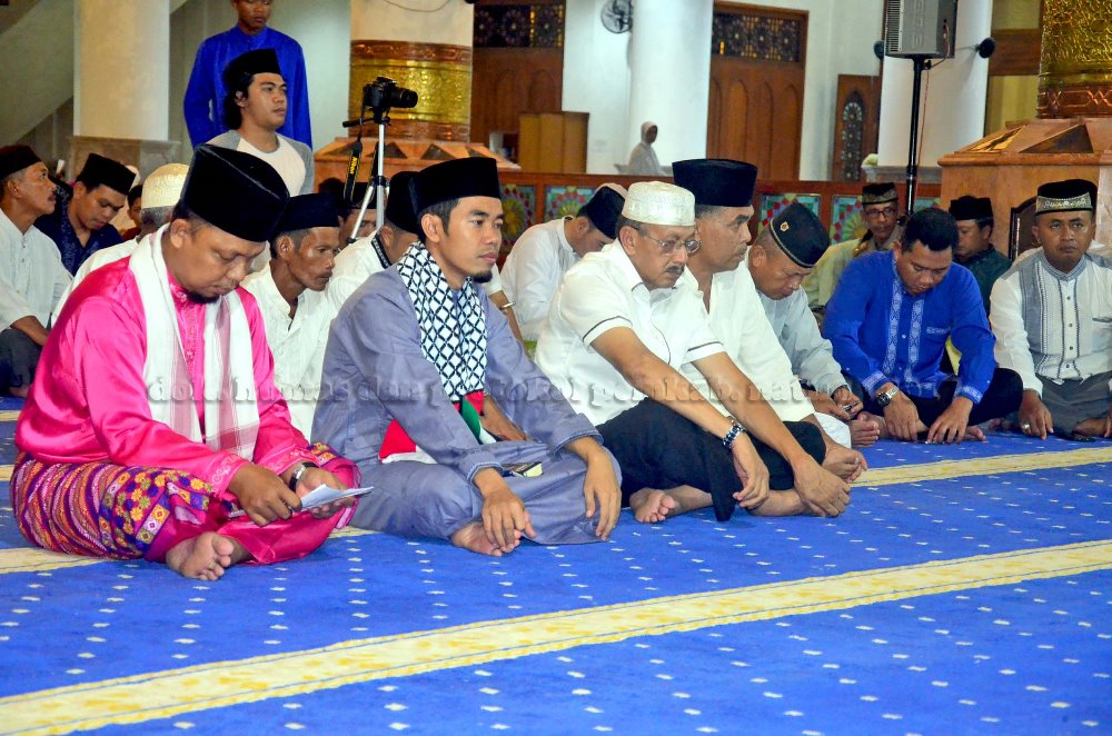You are currently viewing Peringatan Nuzul Qur’an, Kabangkitan Umat Qur’ani  untuk Masa Depan Pembangunan Daerah
