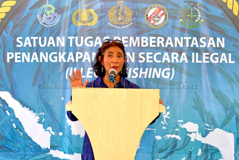 You are currently viewing Menteri Kelautan dan Perikanan RI kembali menenggelamkan 33 KIA di perairan Kabupaten Natuna