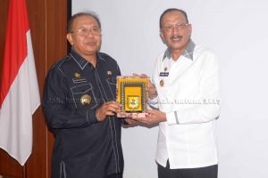 Read more about the article Pertemuan Bupati Natuna dengan Bupati Serdang Bedagai