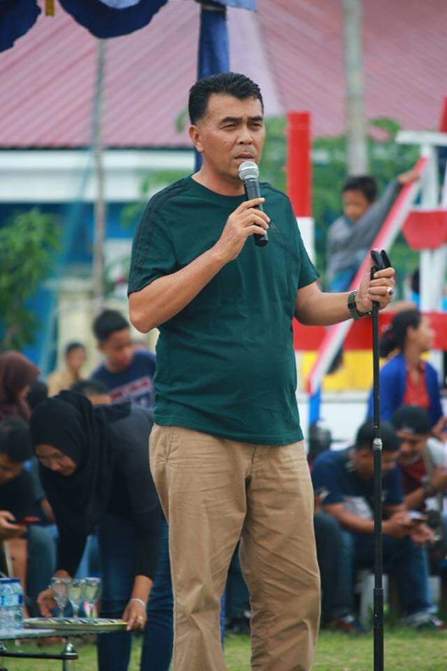 You are currently viewing Sekda Buka Open Turnamen Desa Sepempang Tahun 2017