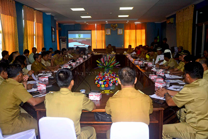 You are currently viewing Pengelolaan Dana Desa Harus Selalu Merujuk Regulasi yang Berlaku bagi Meminimalisir Pelanggaran Hukum