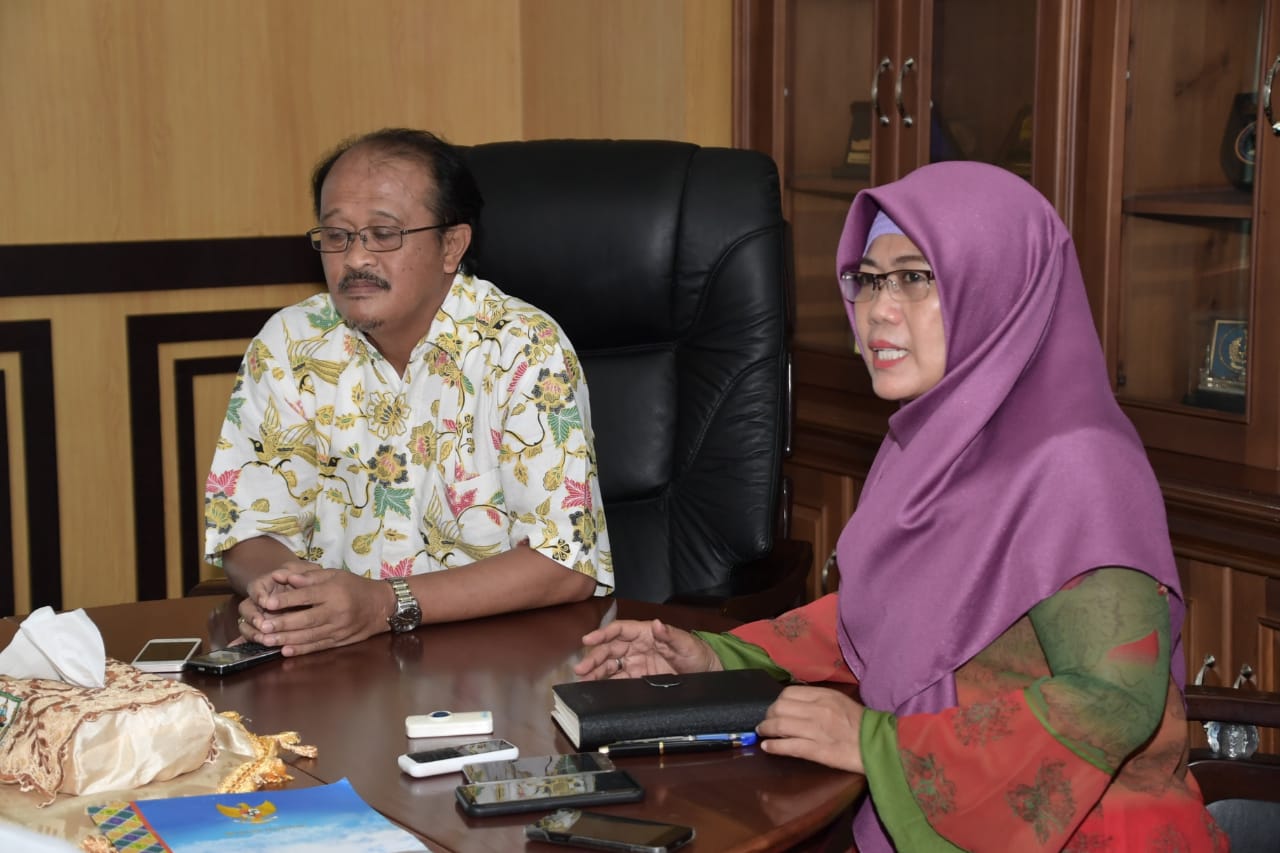 You are currently viewing Wakil Bupati Natuna Sambut Baik Rencana Pengembangan Geopark di Natuna