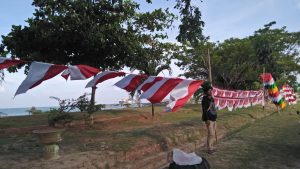 Read more about the article Jauh-jauh Dari Bandung, Pedagang Musiman Ini Turut Meriahkan Hari Kemerdekaan di Natuna