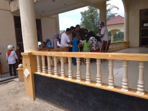 Read more about the article Warga Serbu 2000 Kupon Pendaftar Pertama Jalan Sehat