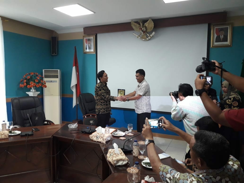 You are currently viewing Pertemuan Peserta Diklat Fungsional Sesparlu Angkatan Ke-59 dengan Pemerintah Kab. Natuna