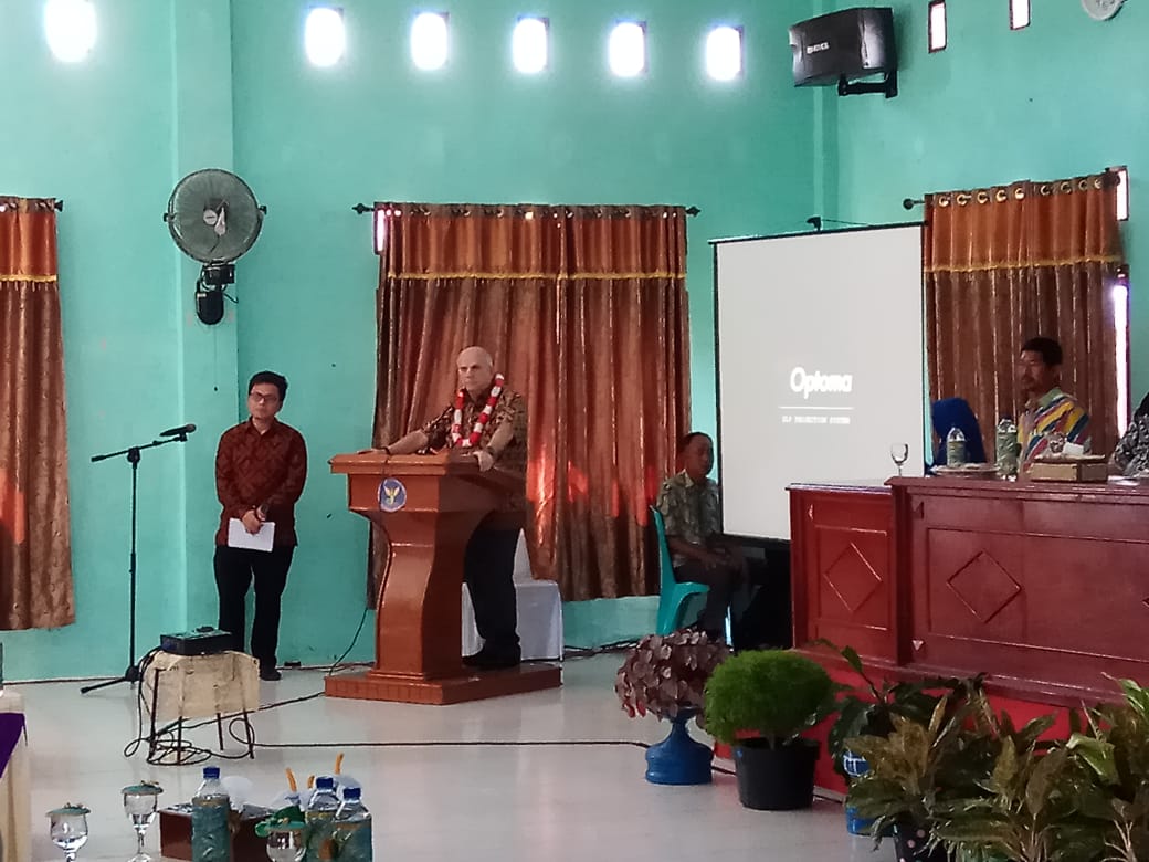 You are currently viewing Dubes Amerika Serikat Kunjungi SMAN 1 Bunguran Timur, Natuna