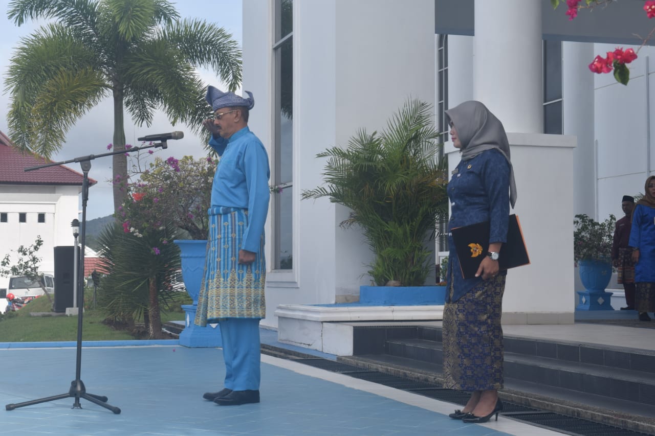 You are currently viewing Pemkab Natuna Gelar Apel Peringatan Hari Ibu Ke 90