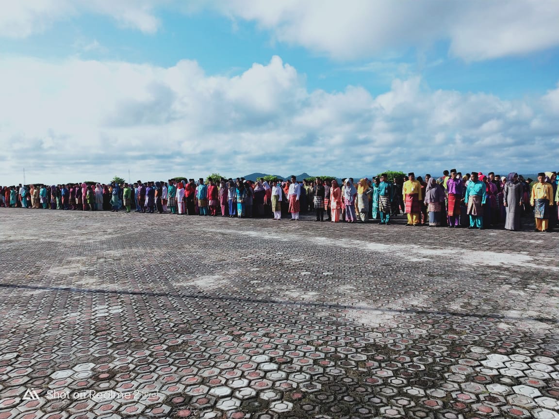You are currently viewing Wakil Bupati Pimpin Apel Hari Jumat Pertama Tahun 2019