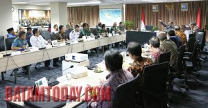 Read more about the article Tetapkan Dua Titik Lokasi Lego Jangkar di Natuna, Menko Luhut Minta Perencanaan Dibuat Secara Total