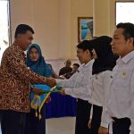 Sekda Natuna Serahkan SK CPNS Formasi Umum T.A. 2018
