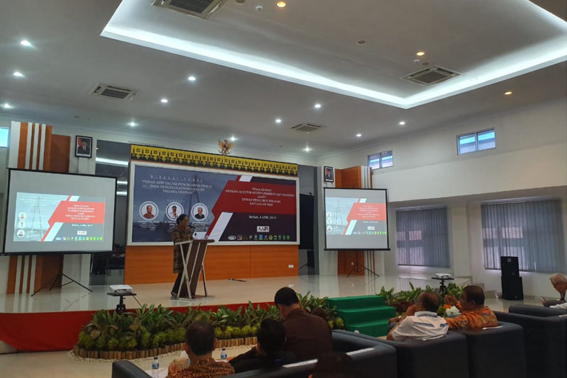 You are currently viewing Bupati Natuna Hadiri Pengukuhan AAIPI Provinsi Kepri