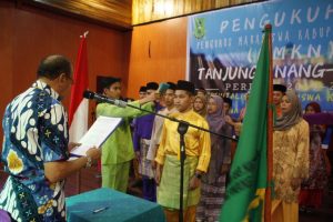 Read more about the article Bupati Natuna Kukuhkan Pengurus HMKN Tanjungpinang – Bintan Priode 2019 – 2020