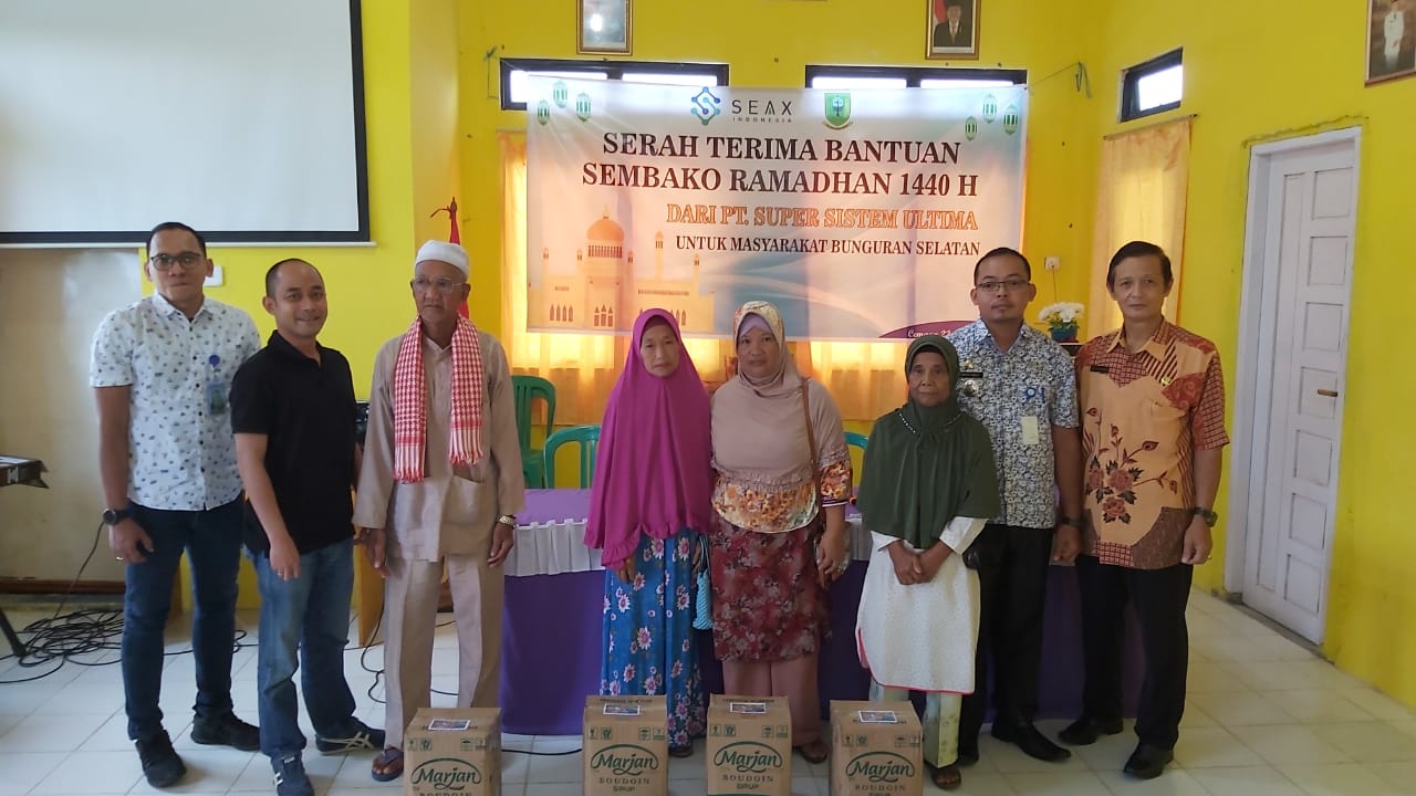 You are currently viewing Bakti Sosial ke Bunguran Selatan, PT SSU Beri Bantuan Sembako