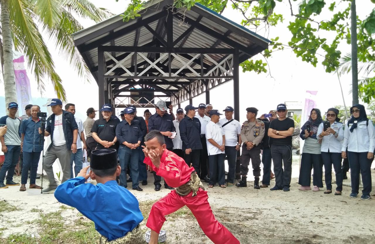 You are currently viewing Disambut Pencak Silat, Gubernur Hadiri Festival Pulau Senua