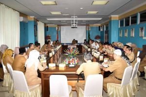 Read more about the article Sekda Natuna Gelar Rapat Pra Evaluasi Sakip