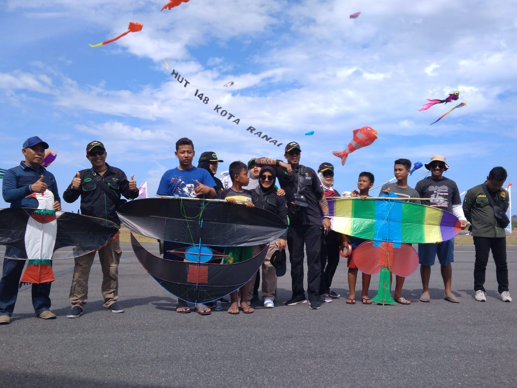 You are currently viewing Joni Cs Raih Juara 1 Lomba Layang-layang Tradisional Funtouristic Festival 2019