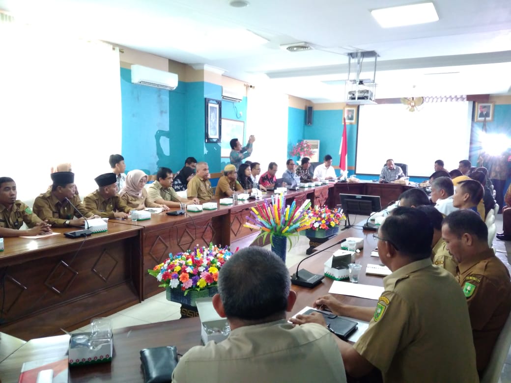 You are currently viewing Kemenko Bidang Kemaritiman Gelar Rapat Koordinasi Dengan Pemkab Natuna