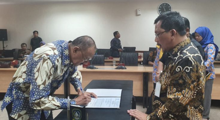 You are currently viewing Bupati Natuna Hadiri Undangan Penempatan Tugas 24 Praja Lulusan IPDN Angkatan XXV Kepri