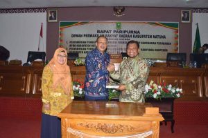 Read more about the article Bupati Natuna Hadiri Rapat Paripurna Rancangan Perubahan APBD Tahun Anggaran 2019