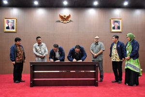 Read more about the article Kesepakatan Bersama Pemanfaatan SICANTIK Cloud di PTSP