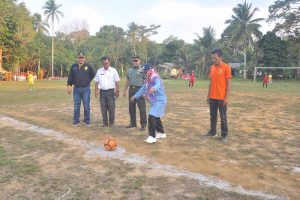 Read more about the article Wabup Natuna Buka Turnamen Olahraga Sempena Peringatan HUT RI ke-74