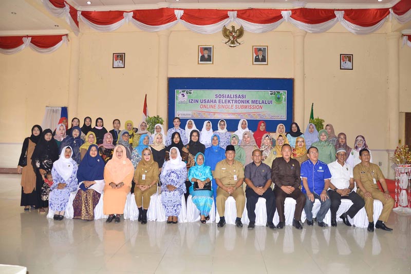 You are currently viewing Melalui Media Online Single Submission (OSS) diharapkan dapat Mempermudah Pelayanan Perizinan