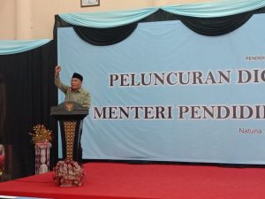 Read more about the article Kemendikbud Akan Tuntaskan Permasalahan Guru Honorer