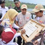 Giat Bakti Nusantara di Segeram, Ngesti Apresiasi YTBN Turut Peduli Pembangunan Daerah 3T di Natuna