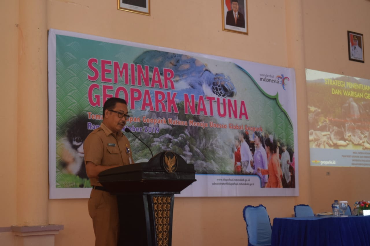 You are currently viewing Seminar Geopark Natuna, Menyongsong UNESCO Global Geopark