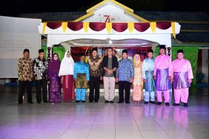 Read more about the article Hadiri Pelepasan Purna Bakti Pendidikan, Wan Siswandi Apresiasi Kinerja Guru