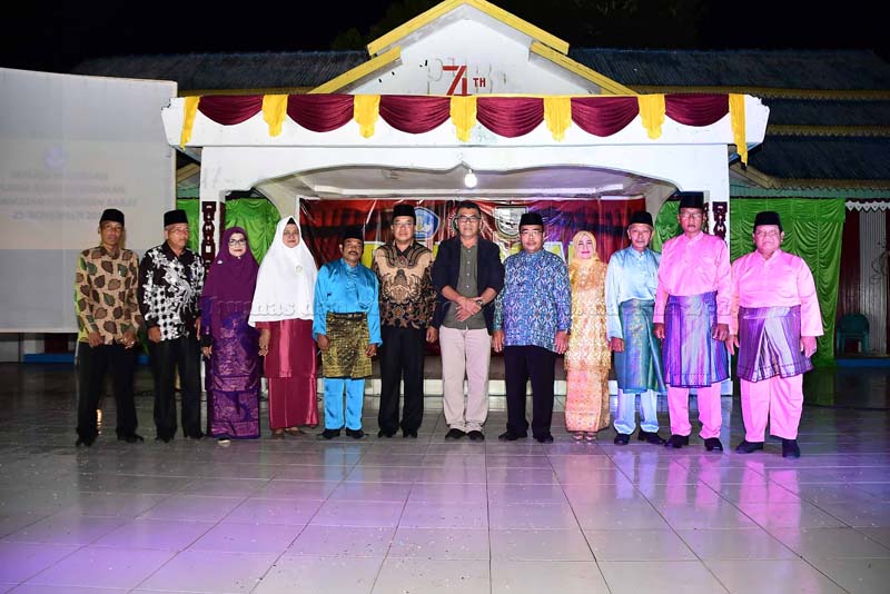 You are currently viewing Hadiri Pelepasan Purna Bakti Pendidikan, Wan Siswandi Apresiasi Kinerja Guru