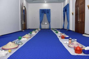 Read more about the article Bupati Natuna Jamu Makan Malam Bedulang Rombongan Tim KNGI di Gedung Daerah