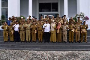 Read more about the article Apel Gabungan Persiapan Pelaksanaan Tugas, Hamid Rizal Serahkan DPA Tahun 2020