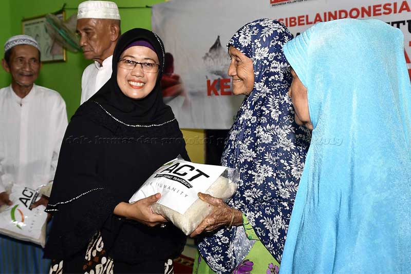 You are currently viewing Wabup Ngesti Apresiasi ACT Salurkan Paket Pangan di Kabupaten Natuna