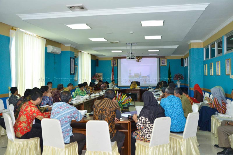 You are currently viewing Wabup Natuna Pimpin Rapat Panitia Pengarah MTQ X Tingkat Kabupaten Natuna Tahun 2020