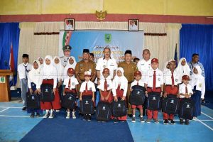 Read more about the article Bupati Natuna Minta OPD Laksanakan Proses Lelang Kegiatan Secara Komprehensif dan Cepat