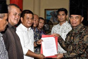 Read more about the article Malam Syukuran dan Apresiasi Tim Observasi WNI dari Wuhan dengan Masyarakat Natuna