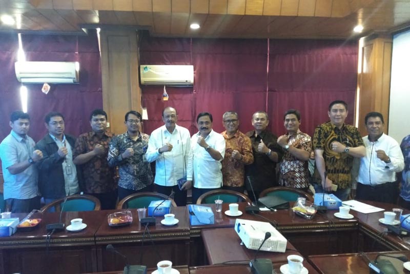 You are currently viewing Bupati Natuna Hadiri Rapat Bersama Lintas Kementerian, Bahas 30 Kapal Pantura