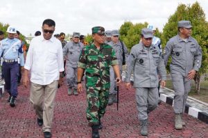 Read more about the article Pertemuan Kepala BAKAMLA Republik Indonesia dengan Nelayan Natuna