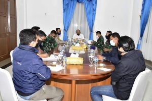 Read more about the article Bupati Natuna Pimpin Rapat Tim Gugus Tugas Covid-19