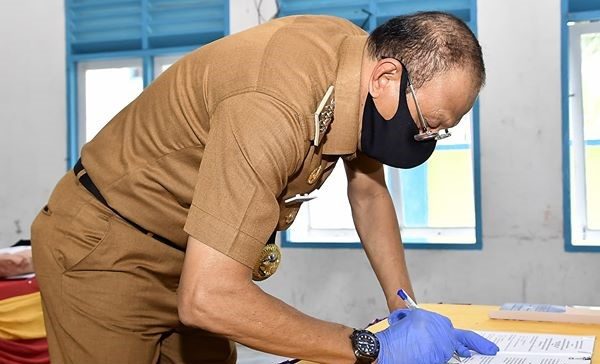 You are currently viewing Bupati Natuna dan Polres Natuna Tandatangani NPHD dukungan Operasional Penanganan Covid-19.