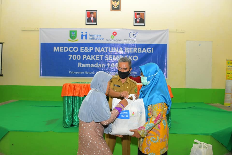 You are currently viewing Serahkan Paket CSR Sembako di Bunguran Tengah