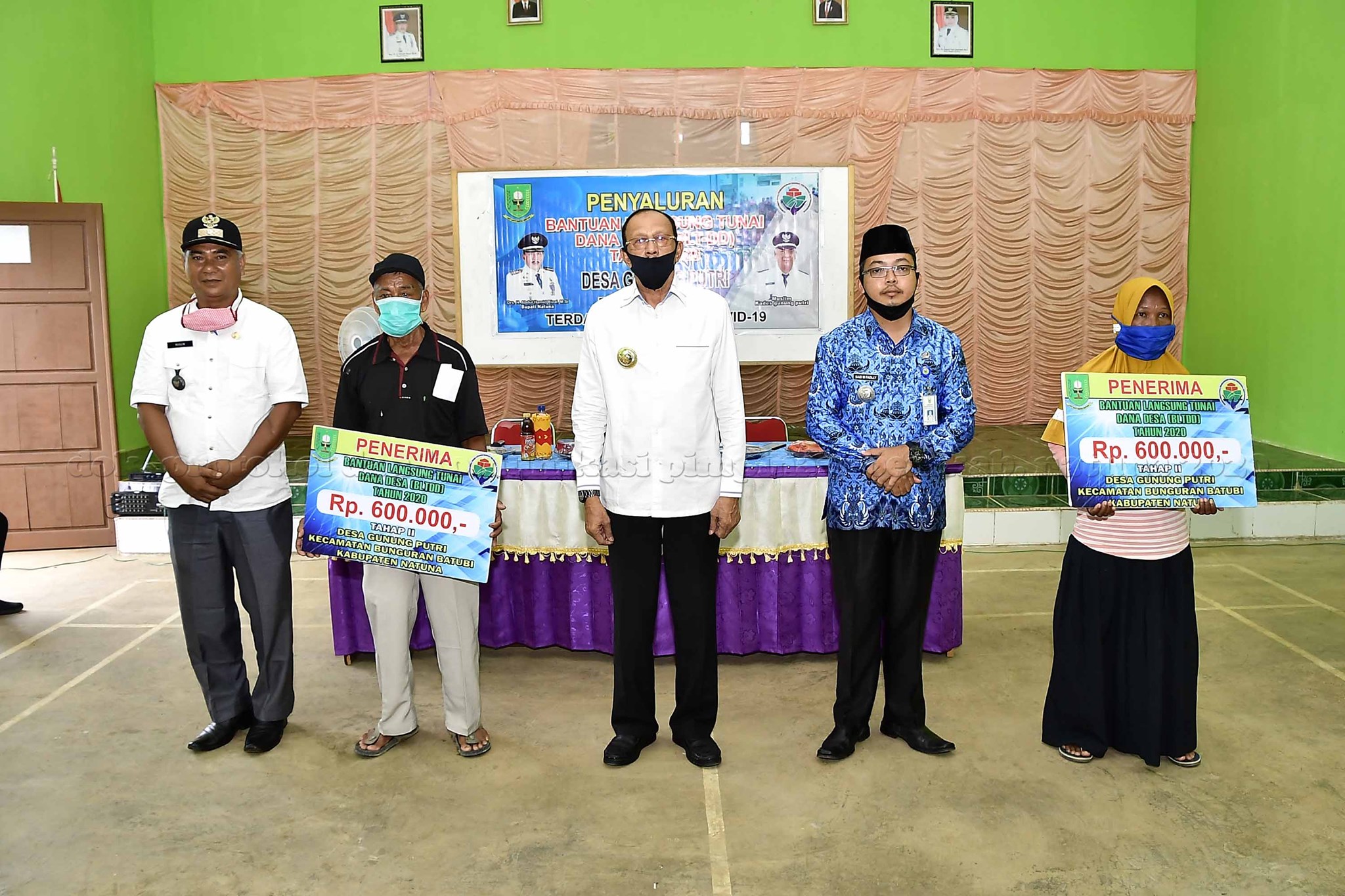 You are currently viewing Bupati Natuna Sosialisasikan New Normal Bagi Warga Bunguran Batubi