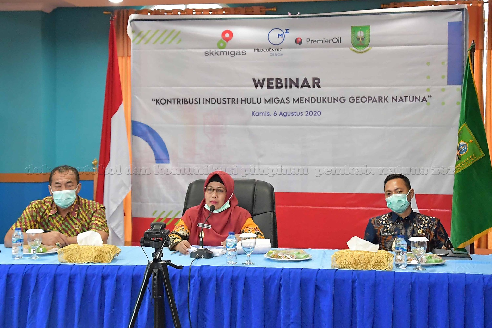 You are currently viewing Wakil Bupati Natuna Hadiri Webinar dan Lomba Karya Jurnalis Natuna