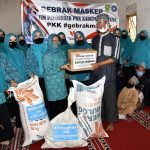 PKK Gebrak Masker ke Pesantren