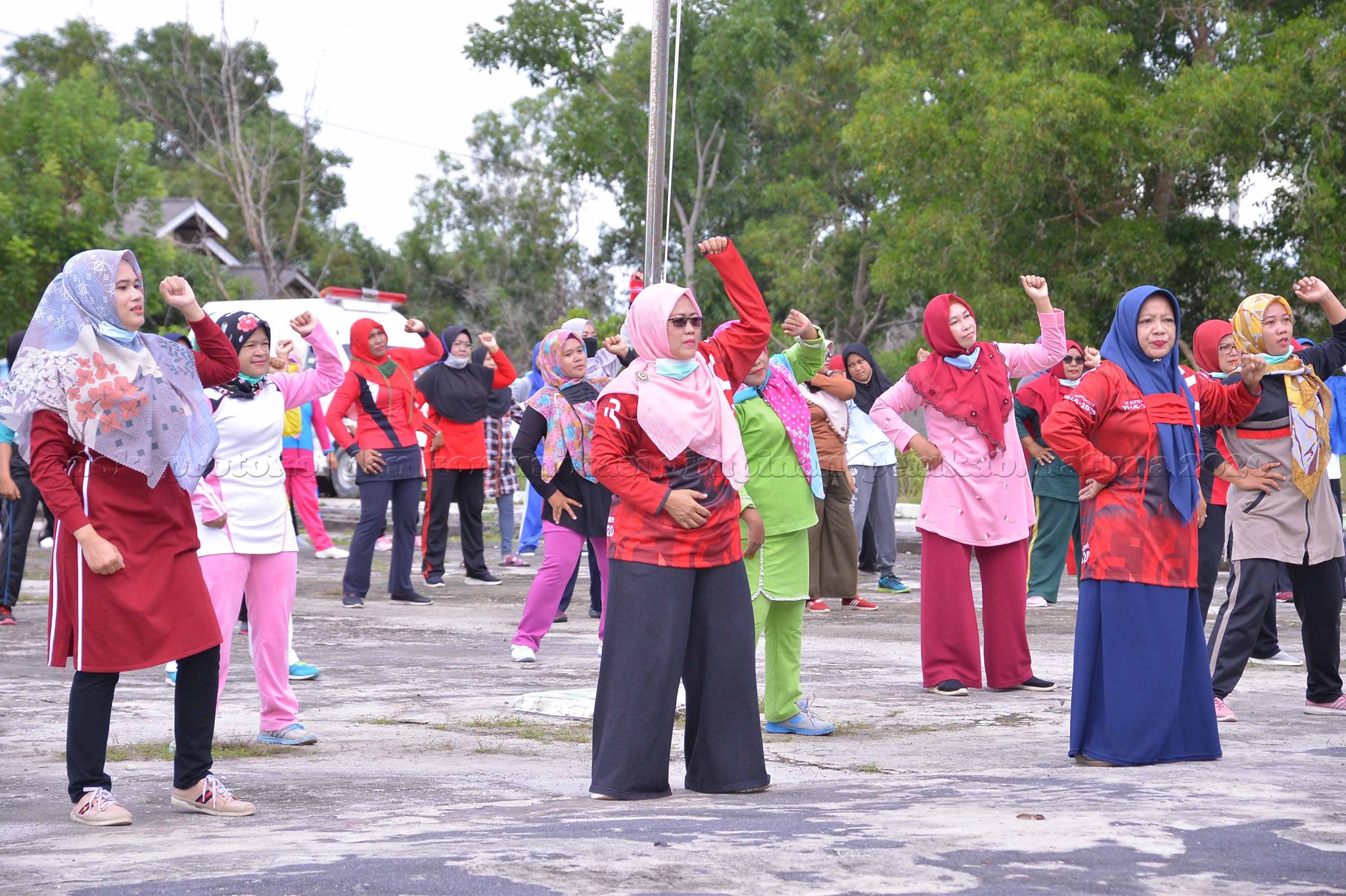 You are currently viewing PMI Natuna Gelar Senam bersama dan Cek Kesehatan di Kecamatan Bunguran Selatan
