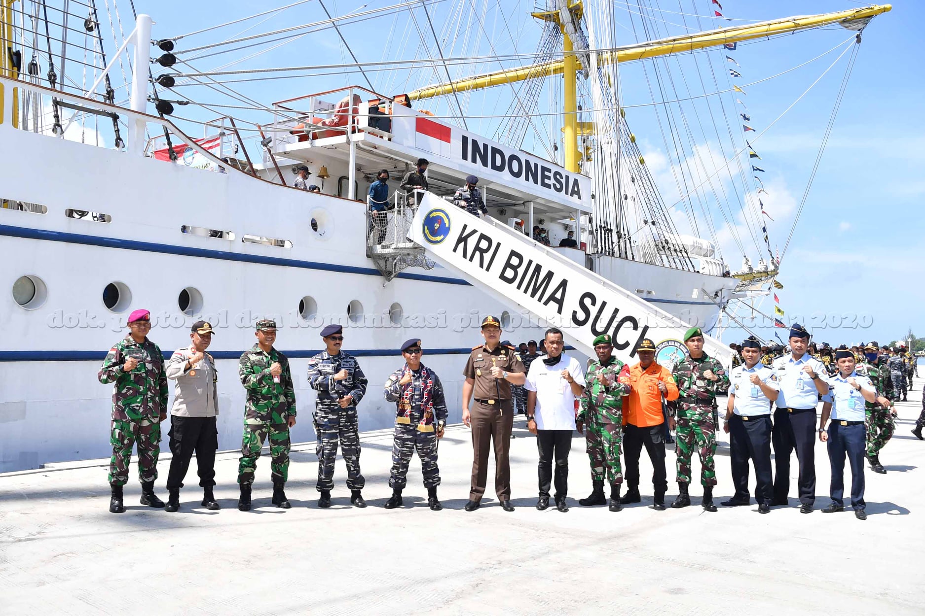 You are currently viewing Penyambutan Kunjungan KJK Taruna AAL angkatan 67 Tahun 2020 dan KRI Bima Suci ke Natuna